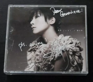 Autographed Jade Kwan 關心妍 CD and DVD with~