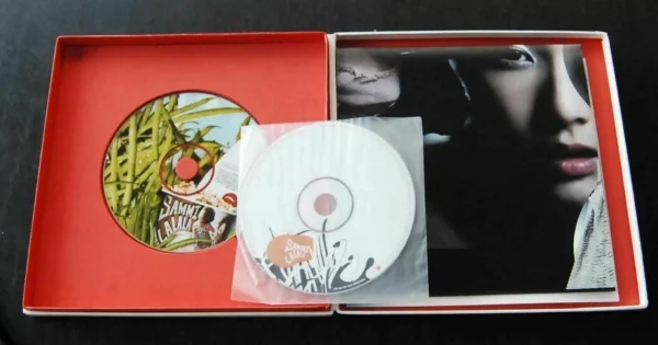 Box set of SAMMI LALALA CD + VCD 鄭秀文