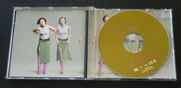 Utada Hikacu CD Wait & See ~